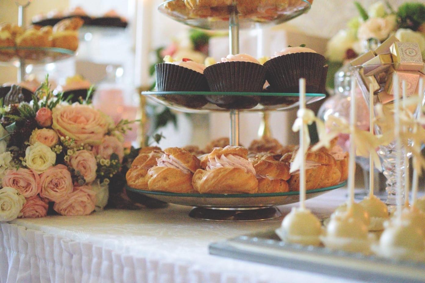 How Can I Ensure That My Wedding Catering Menu Meets the Needs of All My Guests?