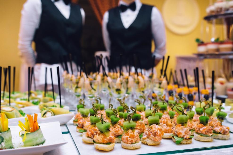 What Are The Different Types Of Wedding Catering Services Available?