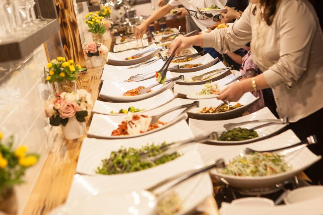 What are the Cost-Effective Strategies for Corporate Catering on a Budget?